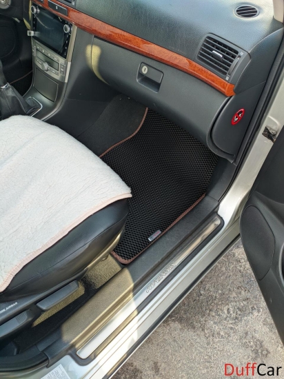 Автомобильные коврики Toyota Avensis II (T250) (2003 - 2009)